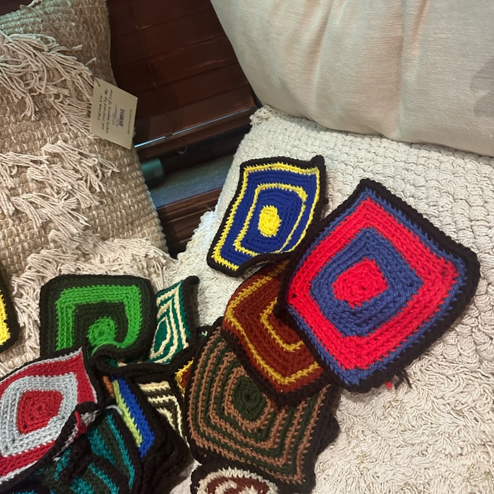 Handmade vintage Crochet granny Squares singles to upcycle projects quilts 55+ - Picture 5 of 13